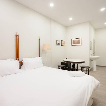 Hidden Dragon V Yaowarat Road Apartment Bangkok Luaran gambar