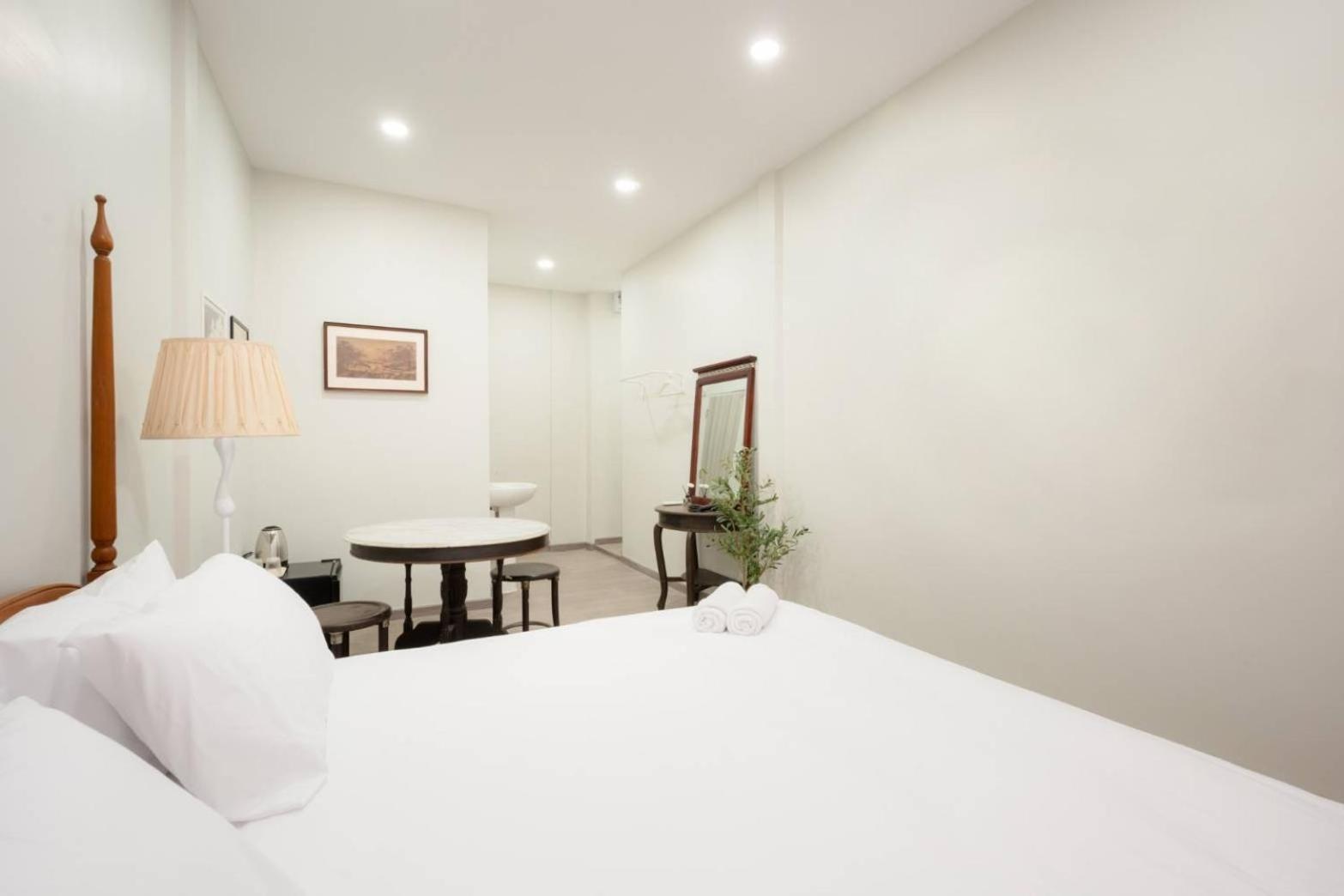 Hidden Dragon V Yaowarat Road Apartment Bangkok Luaran gambar